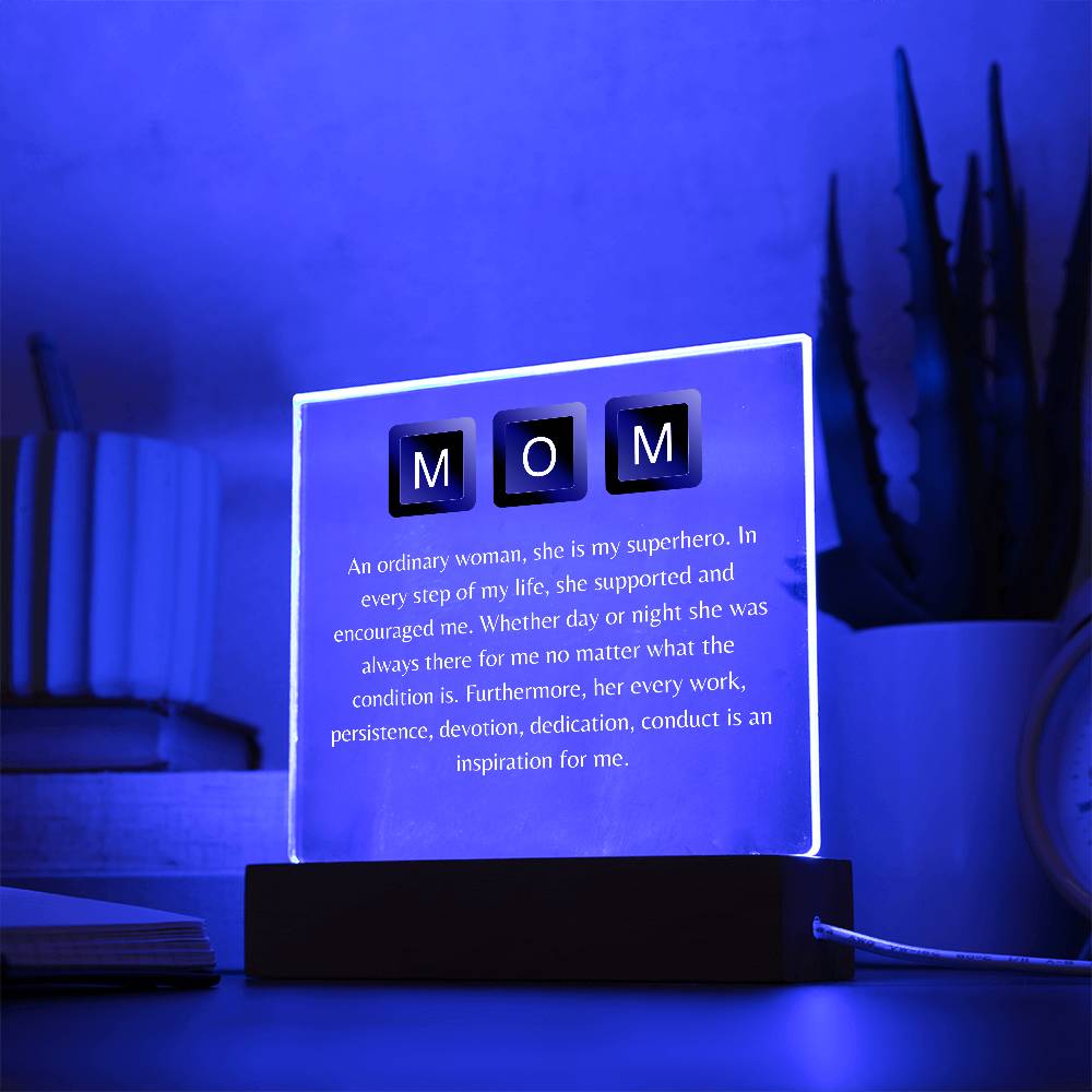 Personalized MOM LED Acrylic Lamp – Superhero Tribute Gift for Mother – Meaningful Light with Inspirational Message for Mom