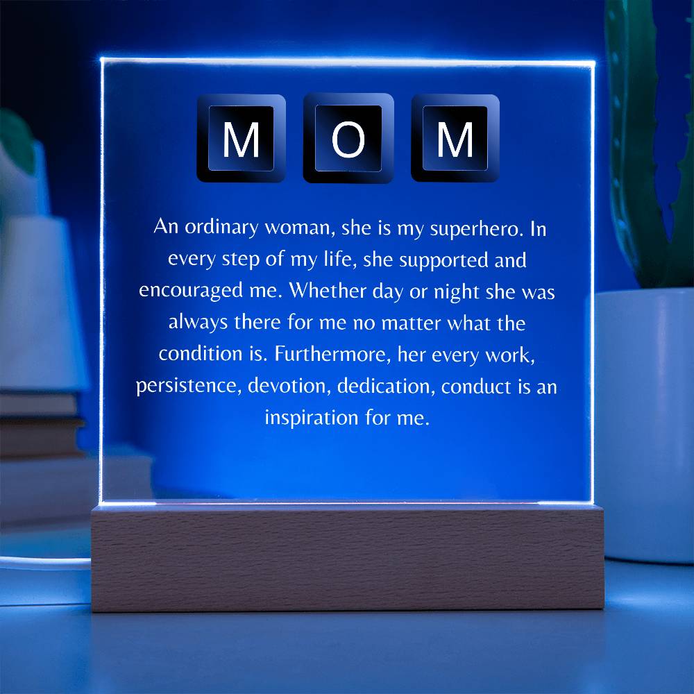 Personalized MOM LED Acrylic Lamp – Superhero Tribute Gift for Mother – Meaningful Light with Inspirational Message for Mom