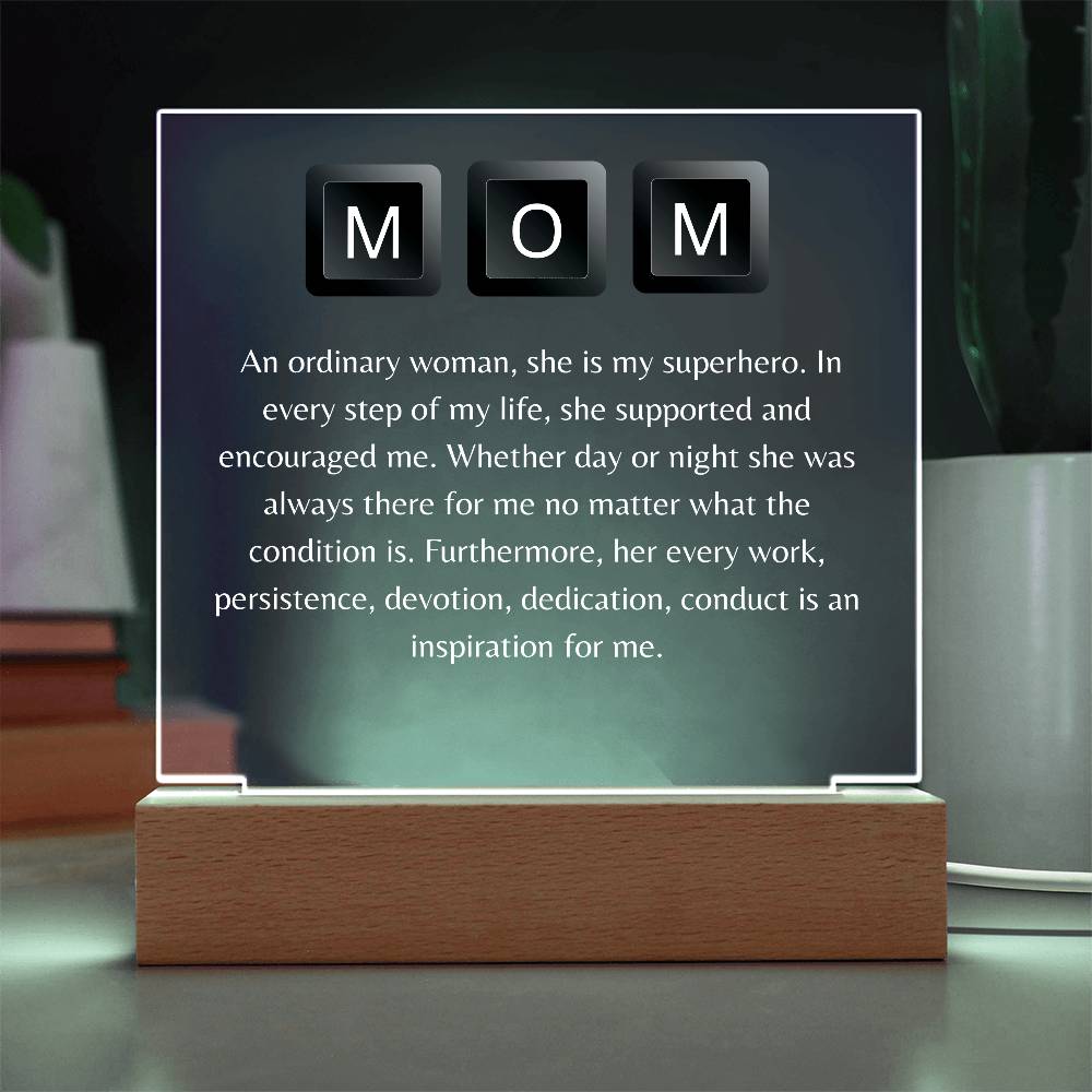Personalized MOM LED Acrylic Lamp – Superhero Tribute Gift for Mother – Meaningful Light with Inspirational Message for Mom